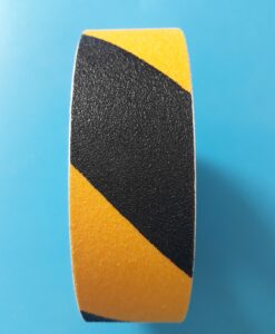 Băng keo cảnh báo màu sọc vàng đen, bản rộng 50mm x 18.3m  H34060050D HESKINS