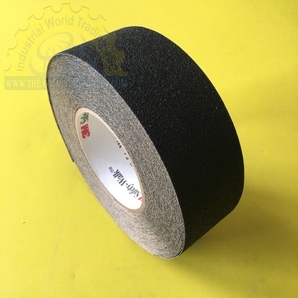 Băng keo chống trượt 16cm x 16cm x 5cm, Polyvinyl Chloride và cao su tổng hợp (PVC)  610 (Màu đen) 3M