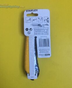 Dao rọc giấy chiều rộng 18mm,  kích thước 18 x 110 x 0.5mm ( rộng x dài x dày )  0-10-480 STANLEY