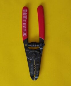 Kìm tuốt dây điện kích thước dài 155mm Dùng cho dây đặc và dây bện AWG 12, 14, 16, 18, 20, 22, 24mm  3500E-1 Vessel