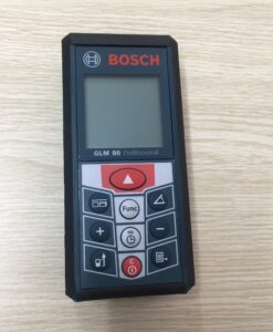 Máy đo khoảng cách laze 80m  GLM 80 BOSCH