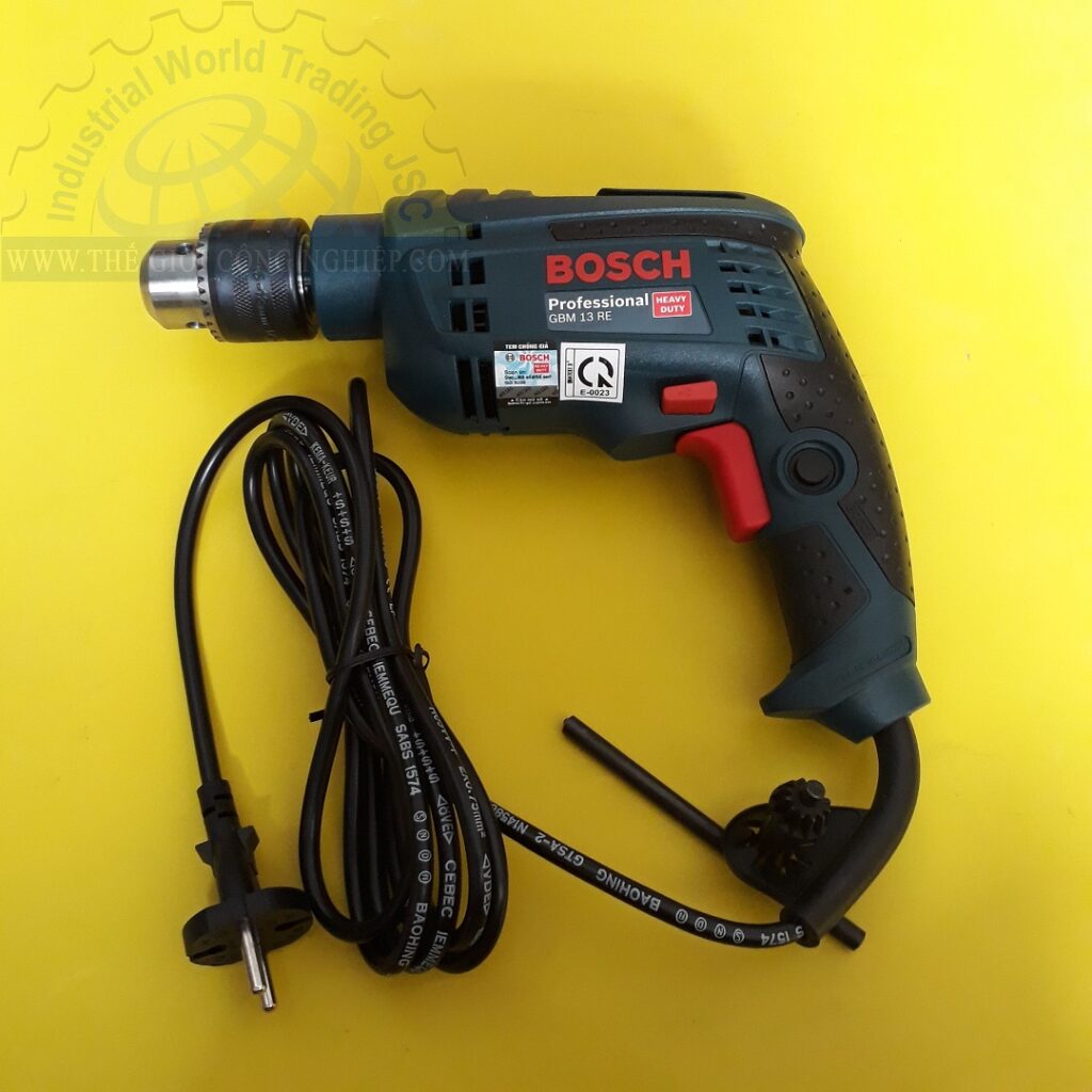 Máy khoan sắt công suất 600W khoan được nhôm 13mm/ thép 13mm/ gỗ 30mm  GBM 13RE BOSCH